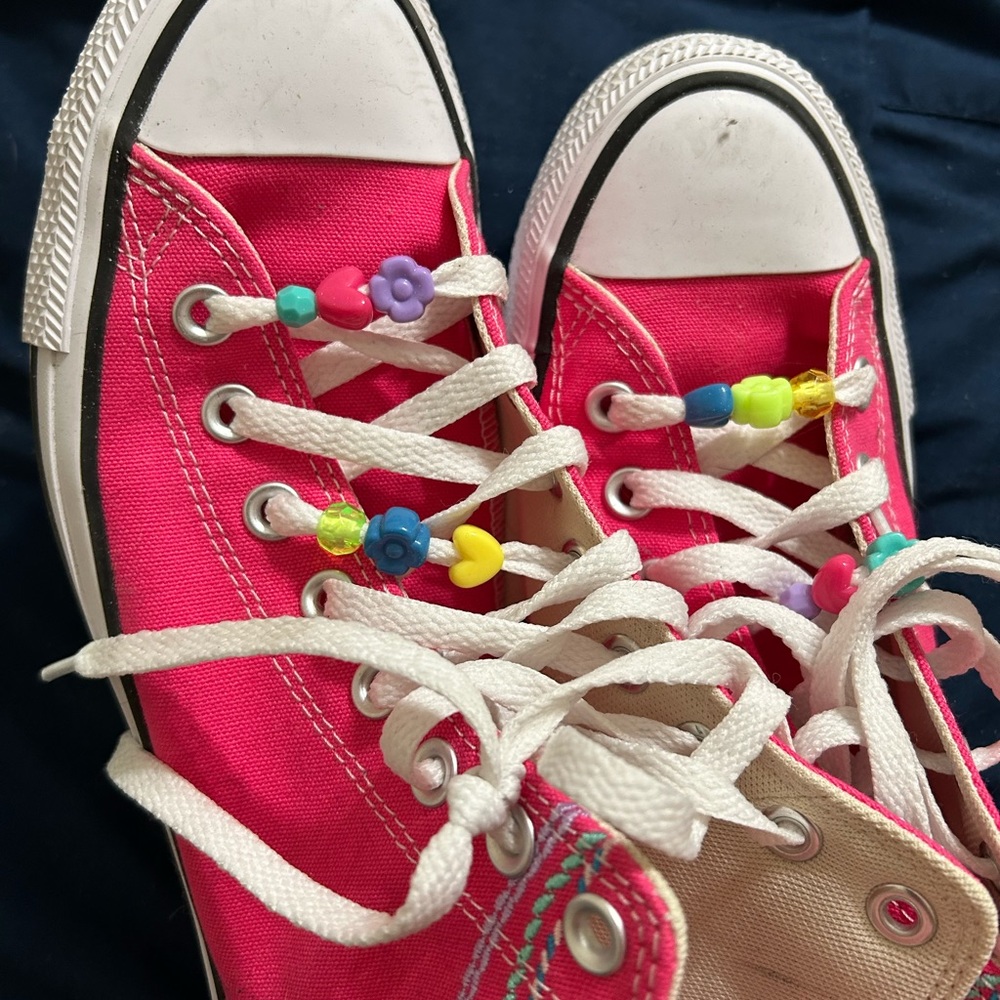 Size 8.5 converse